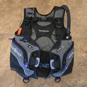 Twilight | AQUA LUNG | Pearl BCD Scuba Gear